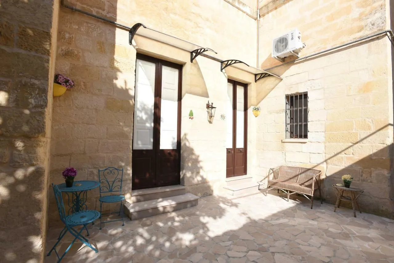 Bed and Breakfast Il Giardino Di Benedetta à Lecce Couette-café